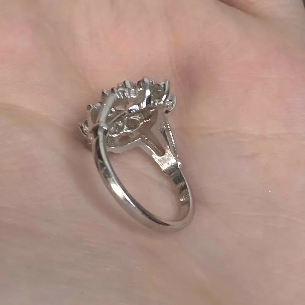Vintage Rhinestone Starburst Ring Silver Tone Cocktail Ring Size 6.25